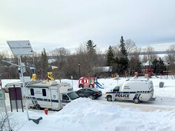 Un homme demeurant sur la rue Terrasse-Eardley s’est fait arrêter pour possession de pornographie juvénile par le SPVG le 30 janvier. Photo: Courtoisie