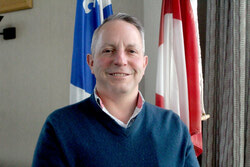À un peu plus de la moitié de son premier mandat en tant que conseiller du district de Deschênes, Mike Duggan a qualifié les deux dernières années de « franc succès » pour le secteur d'Aylmer, avec plusieurs projets de développement importants sur le point de prendre leur envol. Photo : J-D Potié