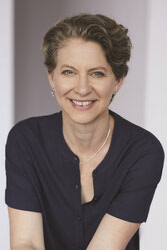 Photo : Josée Bellemare, la nouvelle directrice du Service des arts, de la culture et des lettres de la Ville de Gatineau. Photo : Courtoisie de la Ville de Gatineau
Trad. : MET
