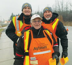 Légende de la photo : Guy Massé, Jean Bertrand et Patrick Doyon des Chevaliers de Colomb d'Aylmer. Photo : Amy Mehta