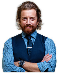 Légende de la photo : Le Théâtre Wakefield a embauché un nouveau chef de projet pour le 100 Mile Arts Network, plaçant ainsi l'humoriste et animateur de podcast Julien Dionne, originaire du Nouveau-Brunswick, à la tête de l’organisation. Photo : 100 Mile Arts Network.