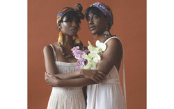 Bel and Quinn, a Haitian-Canadian sister duo, blend jazz, soul, and Haitian rhythms in a powerful, emotionally resonant performance, with their upcoming show in Aylmer promising an intimate and electrifying musical experience. Photo: Camille Tellier
