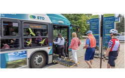 Concerns about the availability of paper transfer slips on STO buses have highlighted potential gaps in service for cash-paying riders, though the agency maintains that no formal complaints have been received and a system review is still underway. Photo: Courtesy of the STO