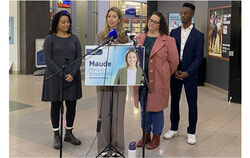 Maude Marquis-Bissonnette, Action Gatineau mayoral candidate and team in Galeries Aylmer, announcing the party’s sports and culture platform. From left to right: Sonia Ben-Arfa, Action Gatineau Lucerne candidate, Marquis-Bissonette, Isabelle N. Miron, L’Orée-du-Parc councillor, and Mike Owen, Action Gatineau candidate for Buckingham. Photo: Sophie Demers 