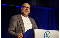 APTS president Robert Comeau says the union has renewed a financial bonus agreement aimed at keeping radiation oncology staff from leaving the Outaouais region for better-paying jobs in neighbouring Ontario. Photo: Courtesy of the Syndicat APTS Facebook page