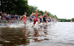 Une quarantaine de participants prennent le départ pour la  Série Grand Prix/Coupe du Québec. Photo : Christian Rochefort