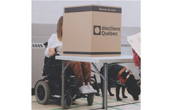 Élections Québec will mail voter information in French only for the first time in a general election, prompting the anglophone advocacy group TALQ to demand a return to bilingual mailings and raising the question of whether the change places a barrier in front of a right the constitution says governments cannot suspend. Photo: Courtesy of the Élections Québec Facebook page